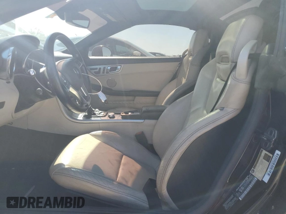 2013 Mercedes-Benz SLK 250 with VIN WDDPK4HA7DF053610, listed as a Copart auction lot 47421125 with 118,578 mi miles and Clean title. Bid and sale history available at DreamBid. Image 7.