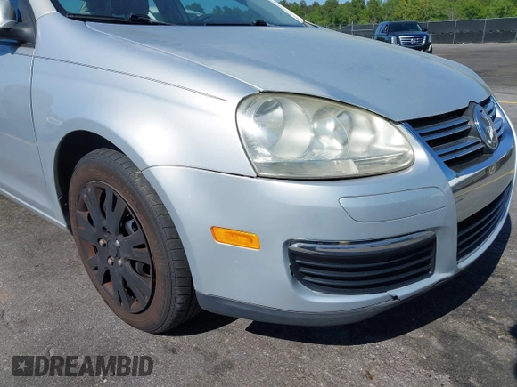 2010 Volkswagen Jetta S with VIN 3VWJX7AJ9AM078949, listed as a IAAI auction lot 41981568 with 180,225 mi miles and . Bid and sale history available at DreamBid. Image 6.