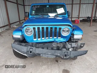 2020 Jeep Gladiator Overland with VIN 1C6HJTFG6LL212997, listed as a IAAI auction lot 41952950 with 60,803 mi miles and . Bid and sale history available at DreamBid. Image 6.