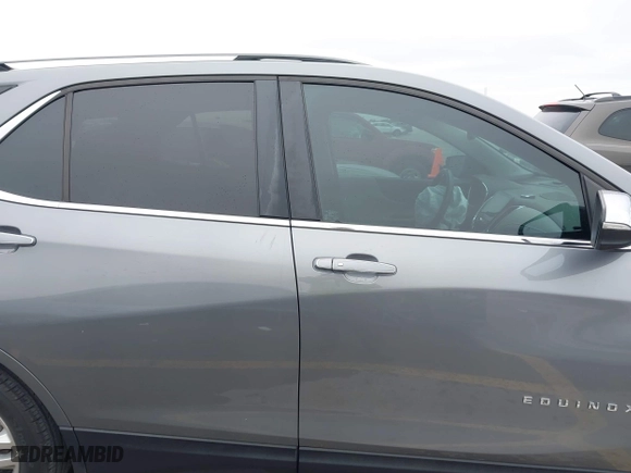 2018 Chevrolet Equinox Premier with VIN 3GNAXMEV8JL104498, listed as a IAAI auction lot 41583444 with 26,512 mi miles. Bid and sale history available at carsss.com. Image 13.