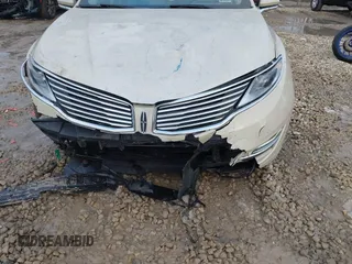 2016 Lincoln MKZ with VIN 3LN6L2J90GR604048, listed as a IAAI auction lot 41190815 with 46,121 mi miles and . Bid and sale history available at DreamBid. Image 6.