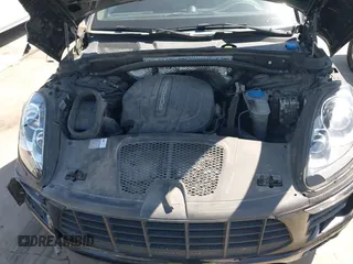 2018 Porsche Macan with VIN WP1AA2A56JLB07463, listed as a IAAI auction lot 41869415 with 112,053 mi miles. Bid and sale history available at carsss.com. Image 10.