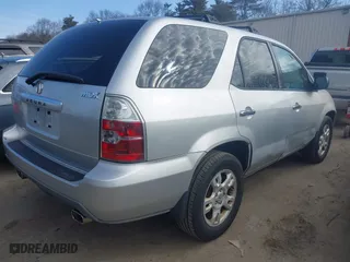 2005 Acura MDX Touring with VIN 2HNYD18655H513456, listed as a IAAI auction lot 41704464 with 203,391 mi miles. Bid and sale history available at carsss.com. Image 4.