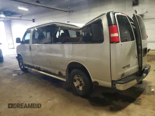 2007 Chevrolet Express Passenger z VIN 1GAHG39U171117105, wystawiony jako Copart lot #56726265 z przebiegiem 264 871 mil mil oraz Czysty tytuł • Clean title. Historia ofert i sprzedaży dostępna na DreamBid. Obrazek 2.