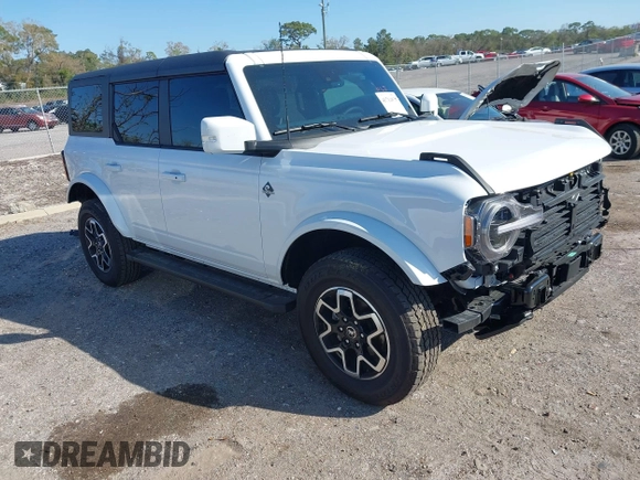 2024 Ford Bronco Outer Banks with VIN 1FMDE8BH6RLB35995, listed as a IAAI auction lot 41712075 with 3,733 mi miles. Bid and sale history available at carsss.com. Image 1.