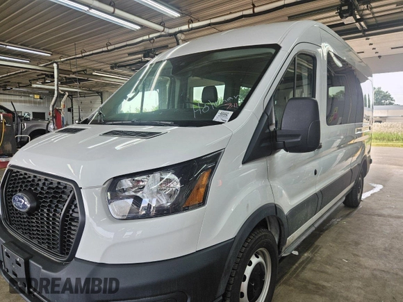 2024 Ford Transit Passenger XL z VIN 1FBAX2C87RKA32981, wystawiony jako IAAI lot #42791620 z przebiegiem 3 439 mil mil oraz . Historia ofert i sprzedaży dostępna na DreamBid. Obrazek 13.