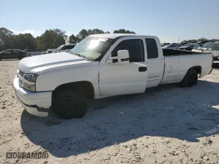 2007 Chevrolet Silverado 1500 Classic LT1 with VIN 1GCEC19Z77E138572, listed as a Copart auction lot 74812114 with 283,621 mi miles and Salvage Title. Bid and sale history available at carsss.com. Image 1.
