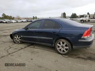 2004 Volvo S60 with VIN YV1RH59H142395252, listed as a Copart auction lot 86913824 with 139,999 mi miles and Salvage Title. Bid and sale history available at carsss.com. Image 2.