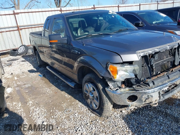 2012 Ford F-150 XL with VIN 1FTFX1EF8CKD09569, listed as a IAAI auction lot 41208276 with 147,677 mi miles. Bid and sale history available at carsss.com. Image 1.