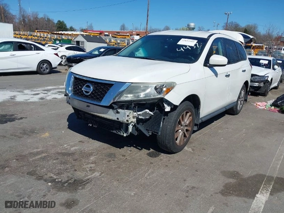 2014 Nissan Pathfinder SV with VIN 5N1AR2MM8EC734437, listed as a IAAI auction lot 41833985 with 159,994 mi miles. Bid and sale history available at carsss.com. Image 2.
