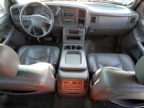 2007 GMC Sierra 1500 Classic SLE1 with VIN 2GTEK13Z671110873, listed as a Copart auction lot 88252095 with 174,676 mi miles and Salvage Title. Bid and sale history available at carsss.com. Image 8.