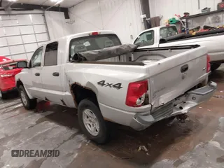 2005 Dodge Dakota SLT with VIN 1D7HW48N85S271477, listed as a IAAI auction lot 42096429 with 170,055 mi miles and . Bid and sale history available at DreamBid. Image 3.