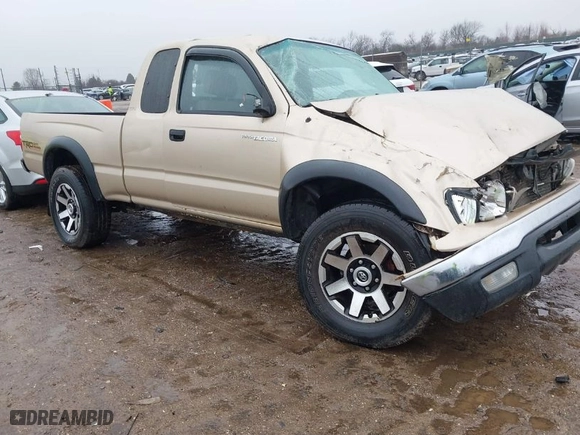 2003 Toyota Tacoma with VIN 5TEWN72N33Z171827, listed as a IAAI auction lot 41722286 with 263,334 mi miles. Bid and sale history available at carsss.com. Image 1.