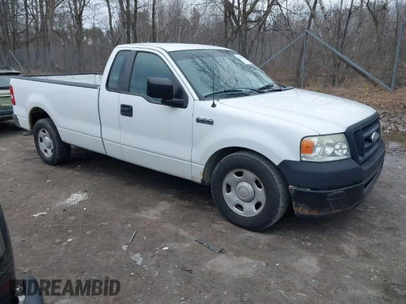 2007 Ford F-150 XL with VIN 1FTRF12257NA47662, listed as a IAAI auction lot 42003991 with 154,502 mi miles. Bid and sale history available at carsss.com. Image 1.