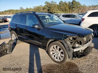 2012 Mercedes-Benz GLK-Class GLK 350 with VIN WDCGG8HB3CF837108, listed as a Copart auction lot 83573764 with 133,079 mi miles and Salvage Title. Bid and sale history available at carsss.com. Image 4.