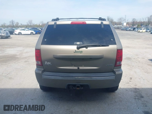 2005 Jeep Grand Cherokee Limited with VIN 1J4HR58N95C510465, listed as a IAAI auction lot 42027740 with 153,451 mi miles. Bid and sale history available at carsss.com. Image 16.
