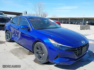 2021 Hyundai Elantra SEL with VIN KMHLS4AGXMU065233, listed as a IAAI auction lot 41675696 with 32,897 mi miles. Bid and sale history available at carsss.com. Image 1.