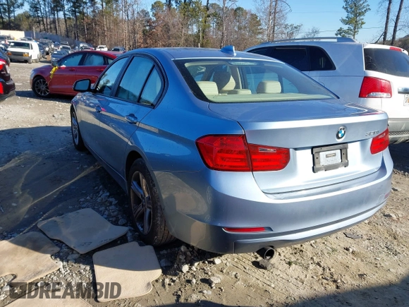 2013 BMW 3 Series 320i with VIN WBA3B1C56DK128321, listed as a IAAI auction lot 41347216 with 91,906 mi miles. Bid and sale history available at carsss.com. Image 3.