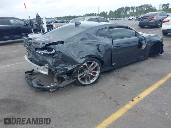 2017 Chevrolet Camaro 2SS with VIN 1G1FH1R72H0177890, listed as a IAAI auction lot 41935185 with 17,510 mi miles. Bid and sale history available at carsss.com. Image 4.