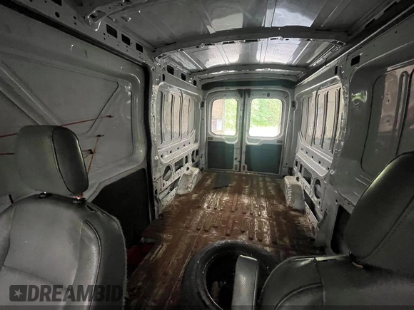 2017 Ford Transit с VIN 1FTYR2CM5HKA21834, выставлен на аукционе IAAI как лот 42588642 с пробегом 149 183 миль миль и . История ставок и продаж доступна на DreamBid. Изображение 8.