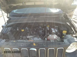 2018 Jeep Renegade Sport с VIN ZACCJBAH5JPH40598, выставлен на аукционе IAAI как лот 41728681 с пробегом 147 221 миль миль и . История ставок и продаж доступна на DreamBid. Изображение 10.