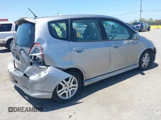 2007 Honda Fit Sport with VIN JHMGD38637S067718, listed as a IAAI auction lot 42348751 with 135,198 mi miles and . Bid and sale history available at DreamBid. Image 4.