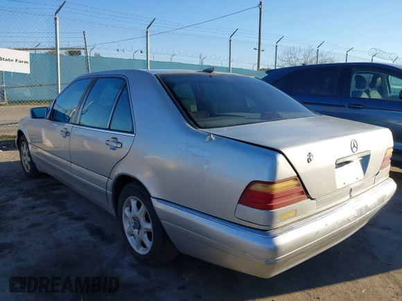 1996 Mercedes-Benz S 320 with VIN WDBGA32E9TA307279, listed as a IAAI auction lot 41631747 with 189,048 mi miles and . Bid and sale history available at DreamBid. Image 3.