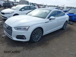 2018 Audi A5 Sportback Premium Plus z VIN WAUBNCF57JA119316, wystawiony jako IAAI lot #38568041 z przebiegiem 101 719 mil mil oraz . Historia ofert i sprzedaży dostępna na DreamBid. Obrazek 2.