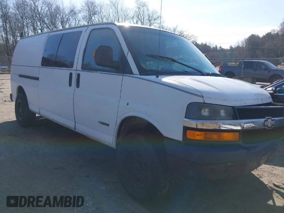 2004 Chevrolet Express Cargo Van with VIN 1GCGG29VX41194296, listed as a IAAI auction lot 41838127 with 322,816 mi miles. Bid and sale history available at carsss.com. Image 1.
