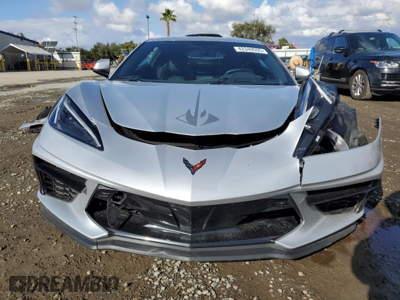2020 Chevrolet Corvette 2LT with VIN 1G1Y72D49L5107457, listed as a Copart auction lot 42349555 with 25,268 mi miles and Salvage Title. Bid and sale history available at carsss.com. Image 5.