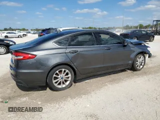 2019 Ford Fusion SE with VIN 3FA6P0H76KR123138, listed as a Copart auction lot 52792595 with 69,179 mi miles and Clean Title. Bid and sale history available at carsss.com. Image 3.