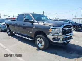 2022 Ram 2500 Big Horn with VIN 3C6UR5JL3NG296736, listed as a IAAI auction lot 42594626 with 54,190 mi miles and . Bid and sale history available at DreamBid. Image 1.