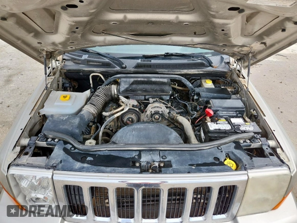 2008 Jeep Commander Sport with VIN 1J8HH48K78C174076, listed as a Copart auction lot 60203175 with 224,740 mi miles and Clean title. Bid and sale history available at DreamBid. Image 12.