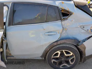 2018 Subaru Crosstrek Limited with VIN JF2GTAJC4J8347095, listed as a IAAI auction lot 42098054 with Not provided miles and . Bid and sale history available at DreamBid. Image 13.
