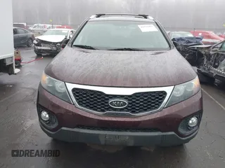 2012 Kia Sorento EX with VIN 5XYKUCA66CG254716, listed as a IAAI auction lot 41928495 with 143,938 mi miles. Bid and sale history available at carsss.com. Image 6.
