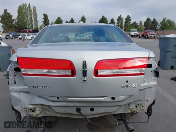 2010 Lincoln MKZ with VIN 3LNHL2GCXAR636556, listed as a IAAI auction lot 42074304 with 114,003 mi miles and . Bid and sale history available at carsss.com. Image 17.