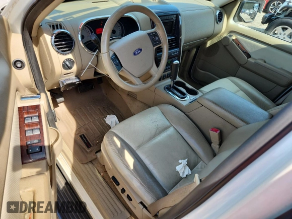 2008 Ford Explorer Limited with VIN 1FMEU75848UB00281, listed as a Copart auction lot 60835615 with 205,098 mi miles and Salvage title. Bid and sale history available at DreamBid. Image 8.