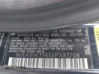 2006 BMW 3 Series 325Ci with VIN WBABW33456PX83708, listed as a IAAI auction lot 41425941 with 122,396 mi miles. Bid and sale history available at carsss.com. Image 9.