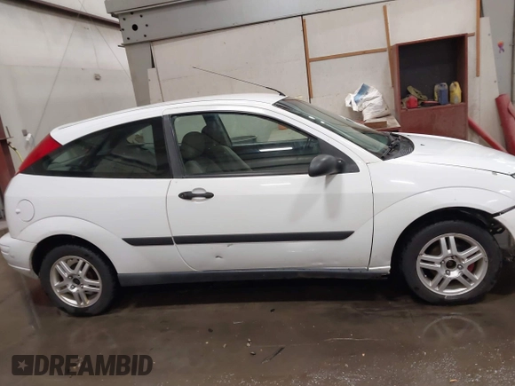 2002 Ford Focus ZX3 с VIN 3FAFP31342R171472, выставлен на аукционе IAAI как лот 41916406 с пробегом 334 934 миль миль и . История ставок и продаж доступна на DreamBid. Изображение 13.