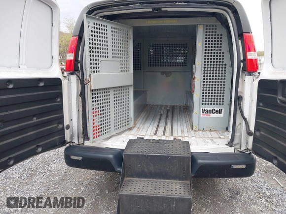 2019 Chevrolet Express Cargo Van with VIN 1GCZGHFG7K1209948, listed as a IAAI auction lot 42038244 with 249,167 mi miles. Bid and sale history available at carsss.com. Image 17.