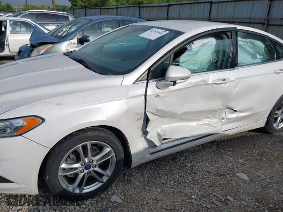 2016 Ford Fusion SE Hybrid with VIN 3FA6P0LU7GR356479, listed as a IAAI auction lot 42252046 with 119,046 mi miles and . Bid and sale history available at DreamBid. Image 6.