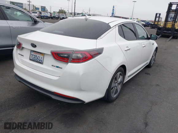 2014 Kia Optima EX with VIN KNAGN4AD1E5065133, listed as a IAAI auction lot 42157506 with 128,198 mi miles and . Bid and sale history available at DreamBid. Image 4.
