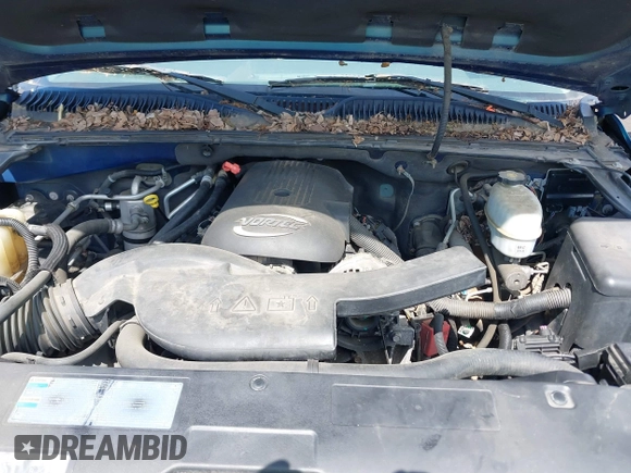 2005 Chevrolet Suburban Z71 z VIN 3GNFK16Z15G142075, wystawiony jako IAAI lot #42172902 z przebiegiem 199 847 mil mil oraz . Historia ofert i sprzedaży dostępna na DreamBid. Obrazek 10.