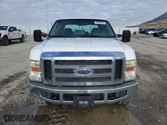 2008 Ford F-250 XL z VIN 1FTSW21Y28EB35230, wystawiony jako Copart lot #86930534 z przebiegiem 103 332 mil mil oraz Czysty tytuł • Clean title. Historia ofert i sprzedaży dostępna na DreamBid. Obrazek 5.