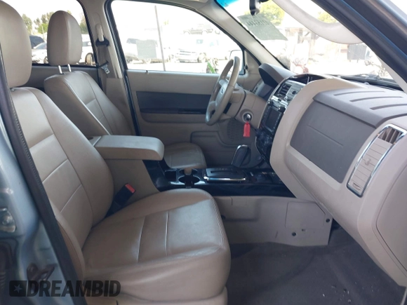 2009 Ford Escape Hybrid z VIN 1FMCU49359KA28475, wystawiony jako IAAI lot #42153444 z przebiegiem 210 067 mil mil oraz . Historia ofert i sprzedaży dostępna na DreamBid. Obrazek 5.
