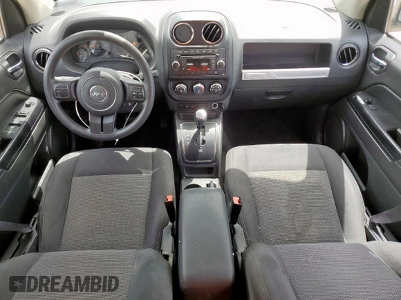 2017 Jeep Compass Sport с VIN 1C4NJCBA0HD147935, выставлен на аукционе Copart как лот 62704255 с пробегом 136 711 миль миль и Списание • Salvage title. История ставок и продаж доступна на DreamBid. Изображение 8.