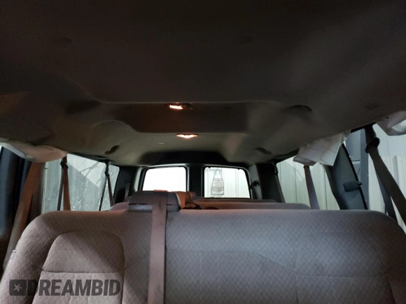 2011 Chevrolet Express Passenger 1LT with VIN 1GAZG1FGXB1118401, listed as a Copart auction lot 61633484 with 92,133 mi miles and Salvage title. Bid and sale history available at DreamBid. Image 10.