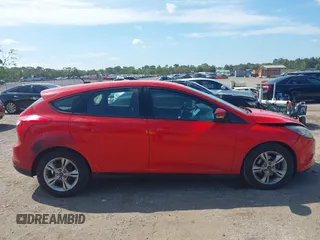 2013 Ford Focus SE with VIN 1FADP3K22DL338846, listed as a IAAI auction lot 41910575 with 200,875 mi miles. Bid and sale history available at carsss.com. Image 13.
