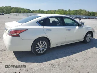 2014 Nissan Altima 2.5 S with VIN 1N4AL3AP2EC173801, listed as a Copart auction lot 52800505 with 212,921 mi miles and Salvage Title. Bid and sale history available at carsss.com. Image 3.