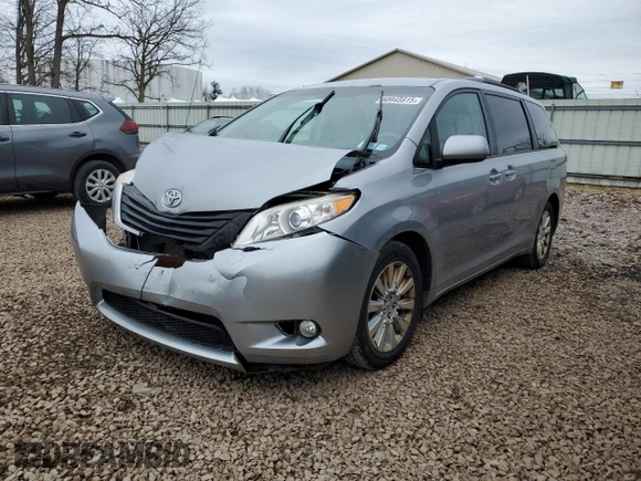 2013 Toyota Sienna LE with VIN 5TDJK3DCXDS053540, listed as a Copart auction lot 50945915 with 210,251 mi miles and Salvage Title. Bid and sale history available at carsss.com. Image 1.